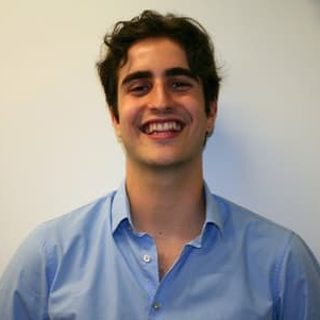 Alejandro Fernandez, career coach