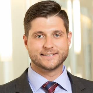 Alex Shushunov, career coach