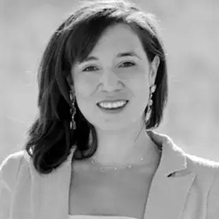 Alicia Y., career coach