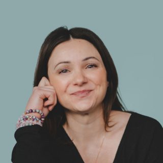 Alyssa Hutchinson, spiritual coach in Belgrade