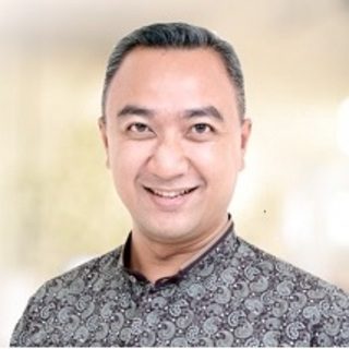 Ari Laksmana, business coach in Indonesia