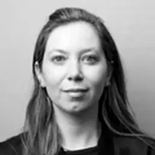Chloe G., career coach