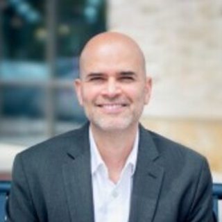 Daniel Olvera, life coach