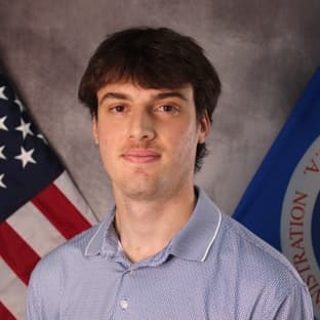 Daniel Vinnik, career coach