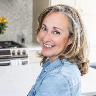 Deana Tsiapalis, health coach