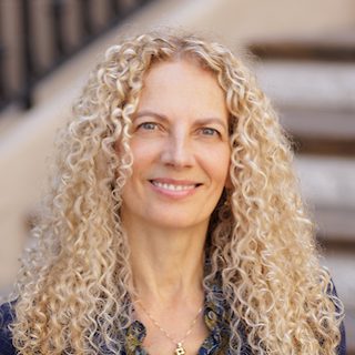 Iulia Andrei, career coach in Trabuco Canyon