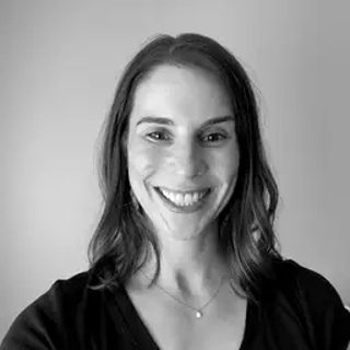 Joni, career coach