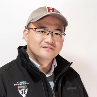 Long Lu, admissions consultant