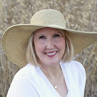 Lynn Hardin, life coach
