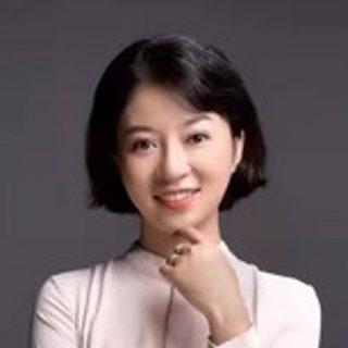 Min Liu, business coach in Wuhan