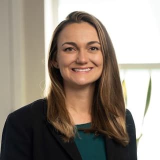 Olivia Papa, career coach