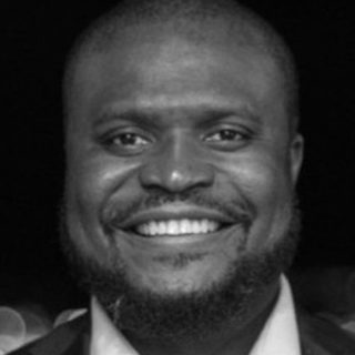 Omi I., career coach