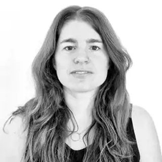 Rebeca, career coach