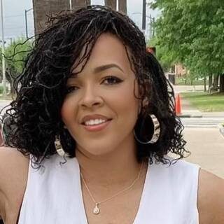 Symone Mixon, parenting coach in Alabama