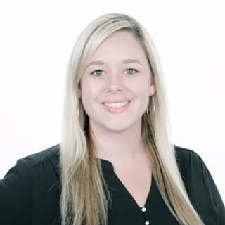 Tara Cruz, business coach