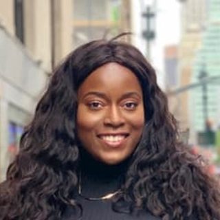 Temi Olonilua, admissions consultant