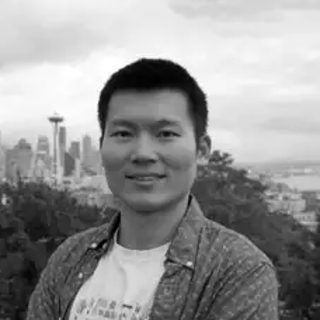 Wei L., career coach