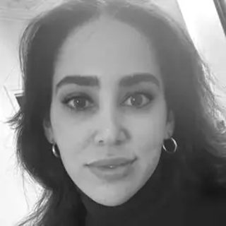 Yasmine L., career coach