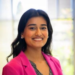 Zoya Shams, admissions consultant